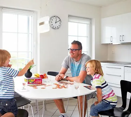 Selected Three-bedroom 06 Holiday park *
